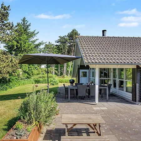 Holiday home Gudrid - 550m From The Sea By Interhome *
